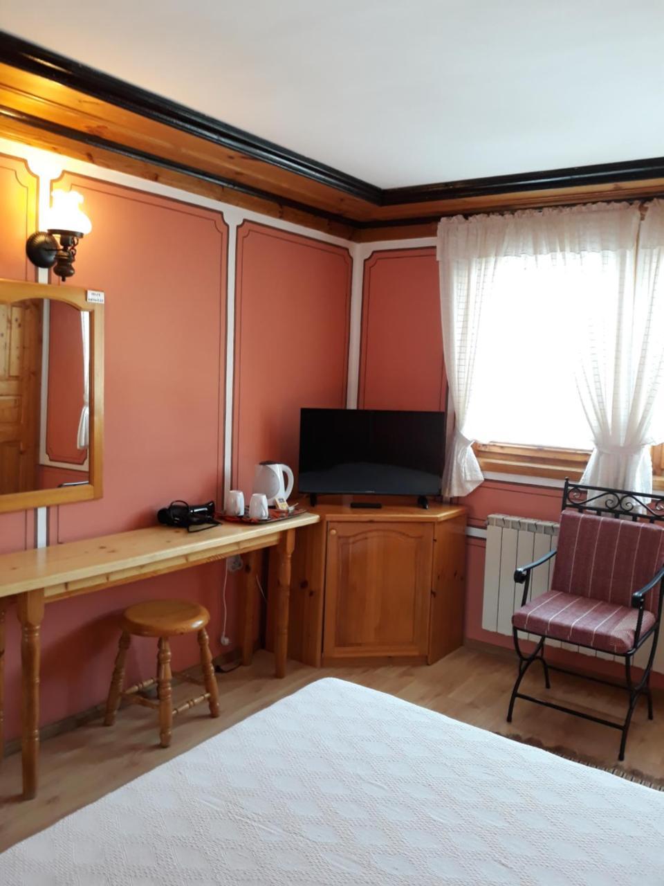 Guest House Astra コプリフシティツァ エクステリア 写真